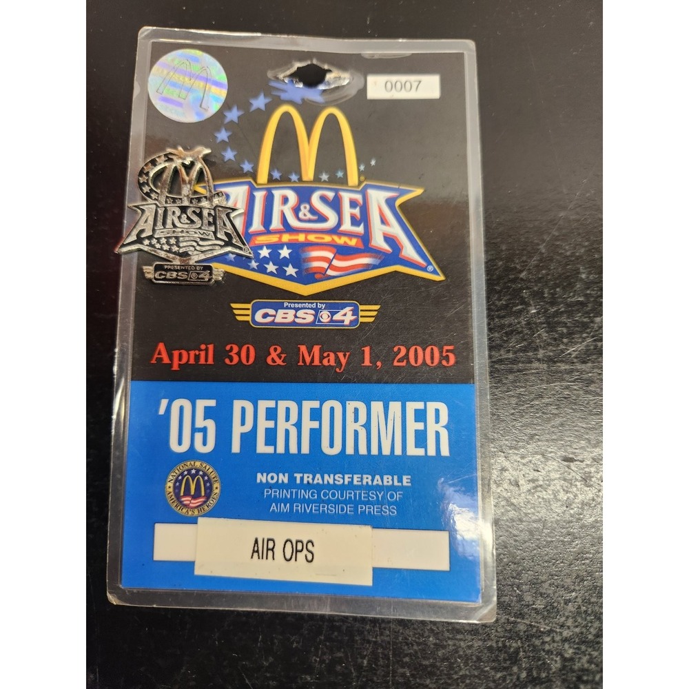 Vintage 2005 Air & Sea Show Performer Pass & Pin Aviation Memorabilia 0007